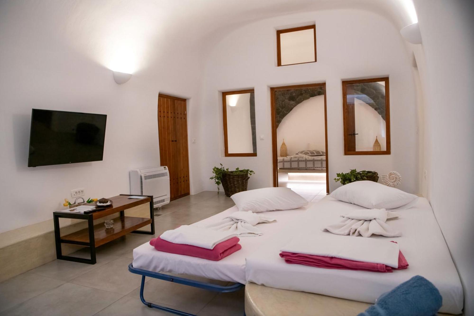 Luxe Efis Home Sea View 4 Villas & 4 Prive Jacuzzi Imerovigli  Exterior foto